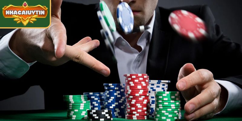 Về độ tuổi tham gia